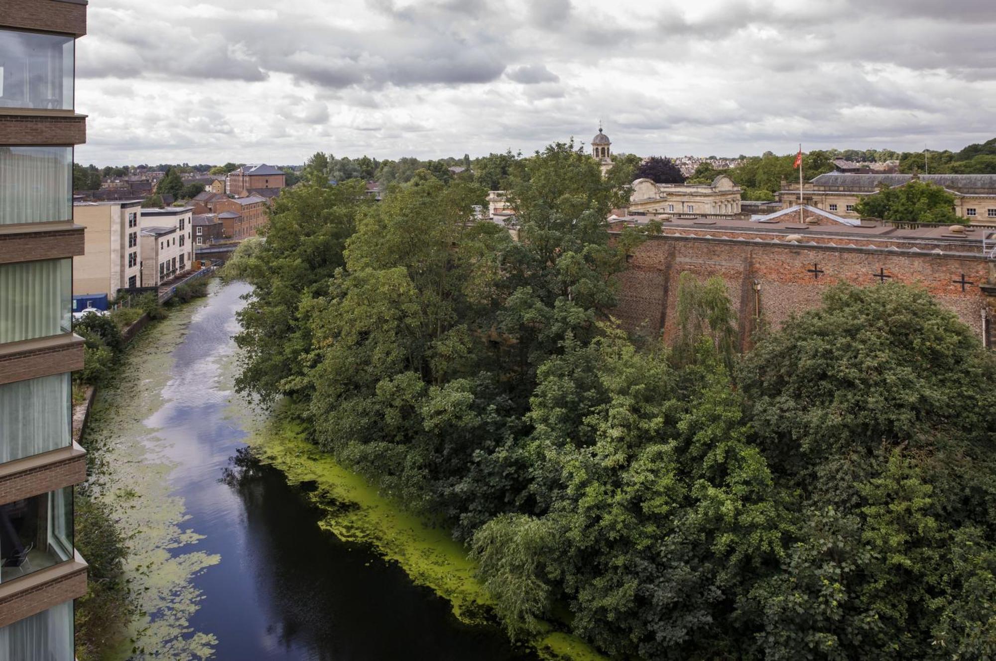 Clifford'S Skyline At Ryedale House Villa York Bagian luar foto